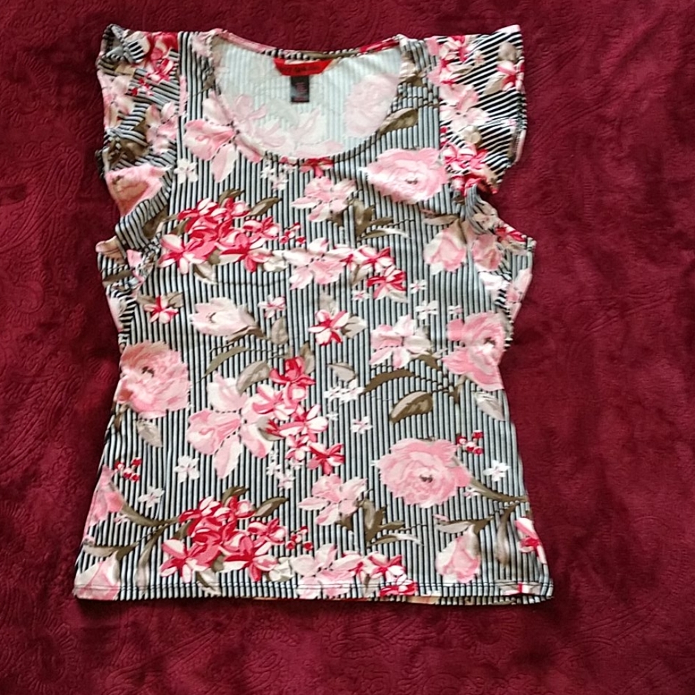 Hot Kiss Top Large